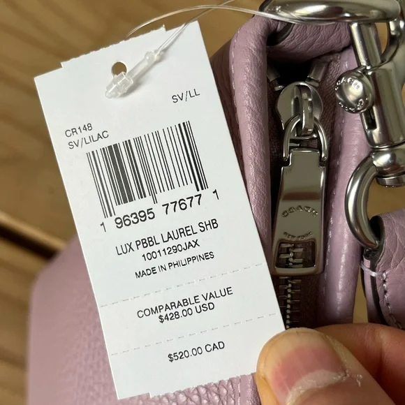 ✅Coach Laurel Shoulder Bag